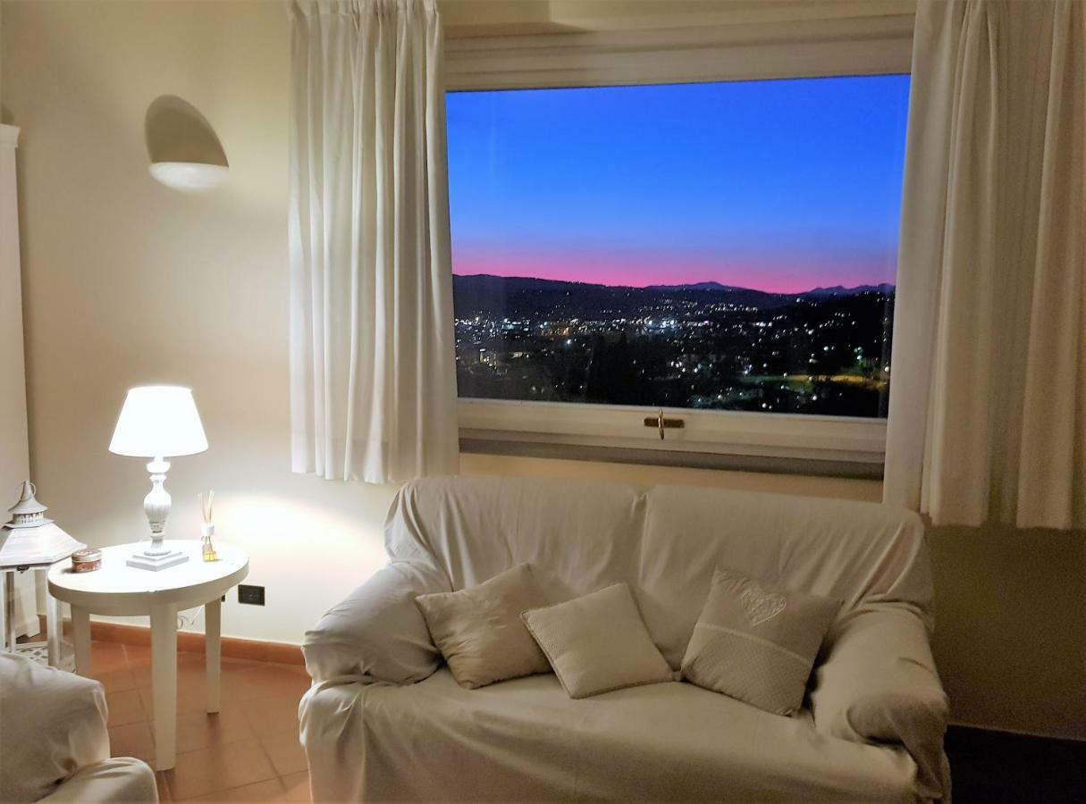 La Casa Di Chloe Lejlighed Poggibonsi Eksteriør billede
