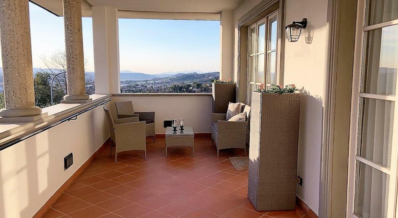 La Casa Di Chloe Lejlighed Poggibonsi Eksteriør billede